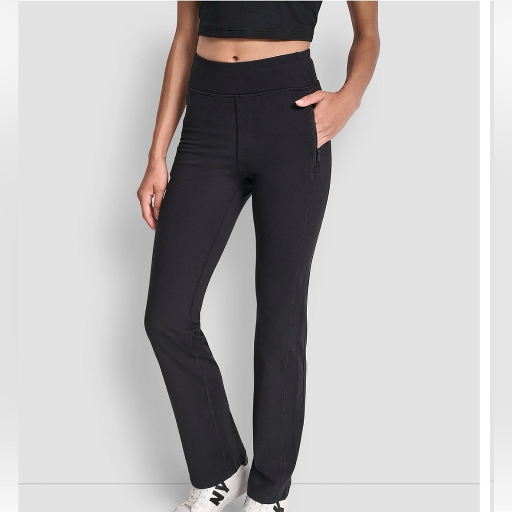 DKNY Black Straight-Leg Pull-On Pants New With  Tag Size Large.